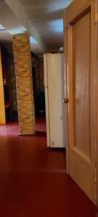 4комнаты  в коммуне Давида Ойстраха