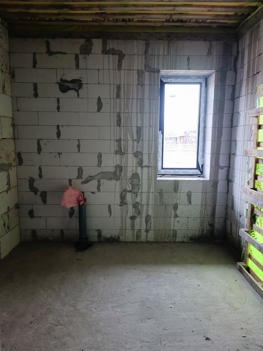 продажа дома в Довжике в центре села