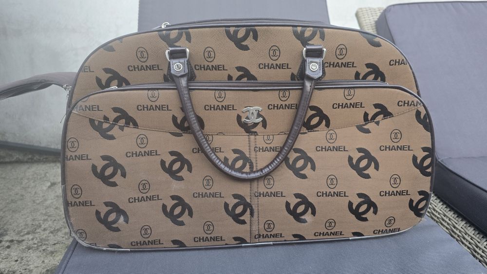 Torba podróżna walizka na kółkach jak   guess chanel