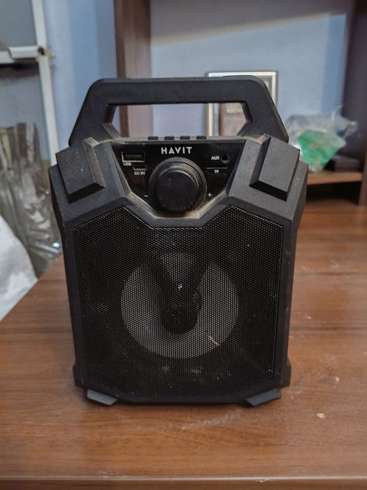 Продам блютуз колонки