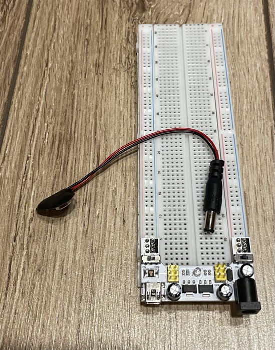 Plytka stykowa 830 pól + moduł MB102