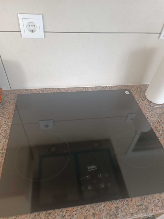 Placa de indução Beko HII64401 MT