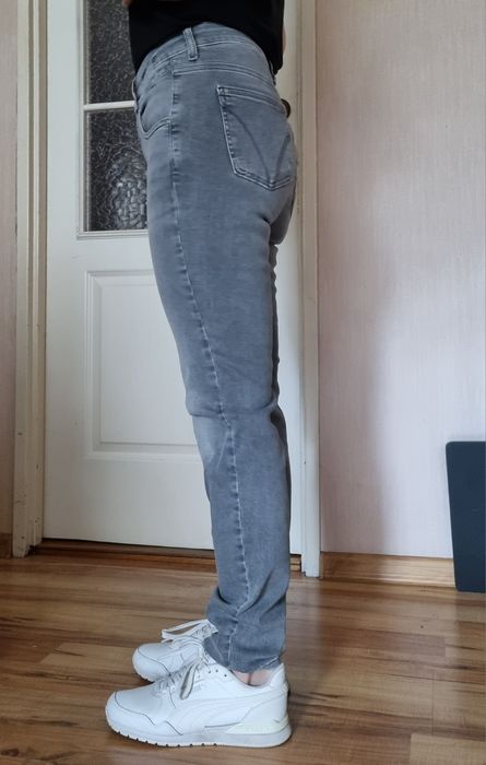 Jasne jeansy Cartoon s 36