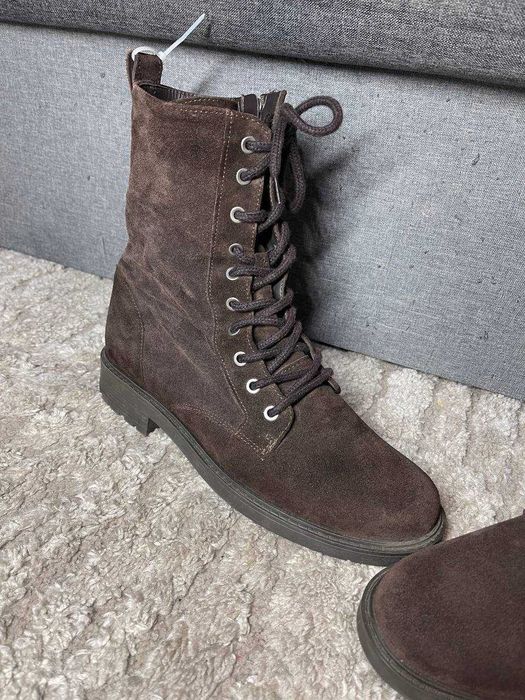 Жіночі черевики Clarks