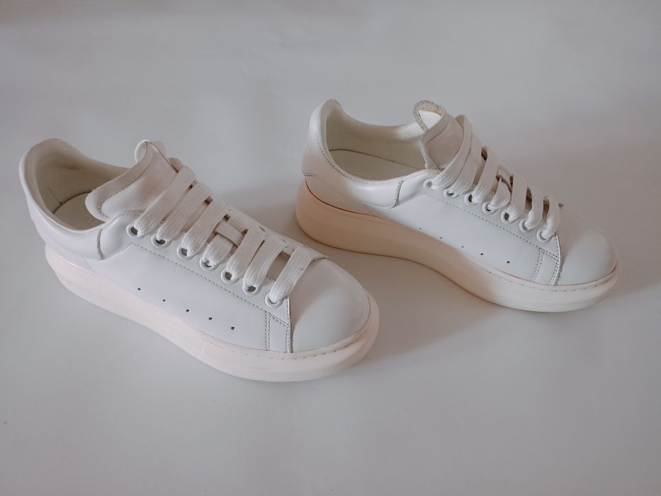 Жіночі кросівки Alexander McQueen, оригінал