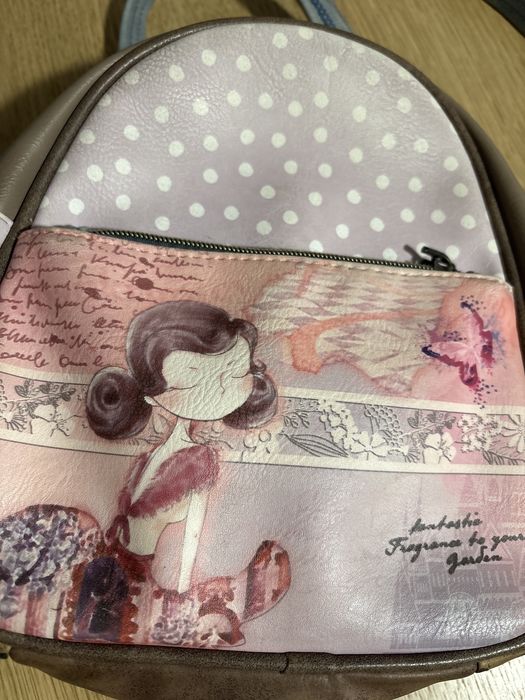 Mochila e carteira