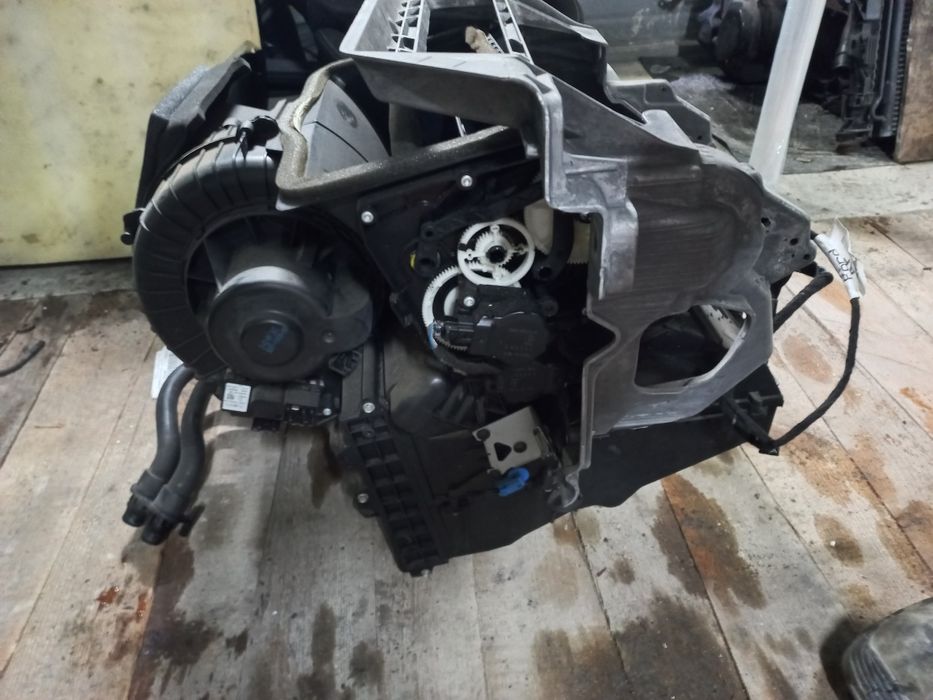 Ford mondeo mk4 1.6 TI VCT wszystkie części klapa lusterko drzwi 58