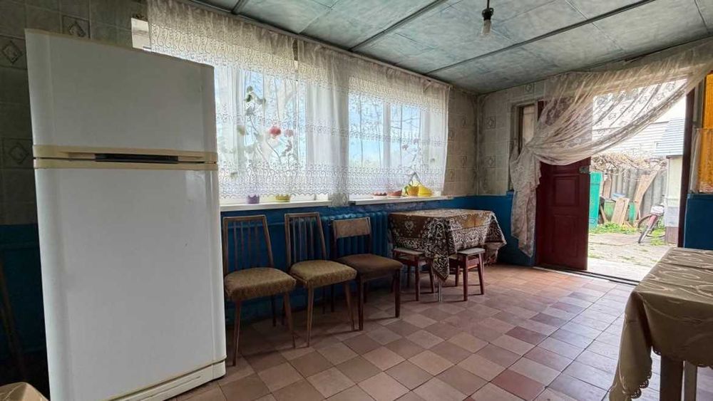 Продаж цегляного будинку 78м². 4 кімнати. 33 сотки. Центр. ID:813