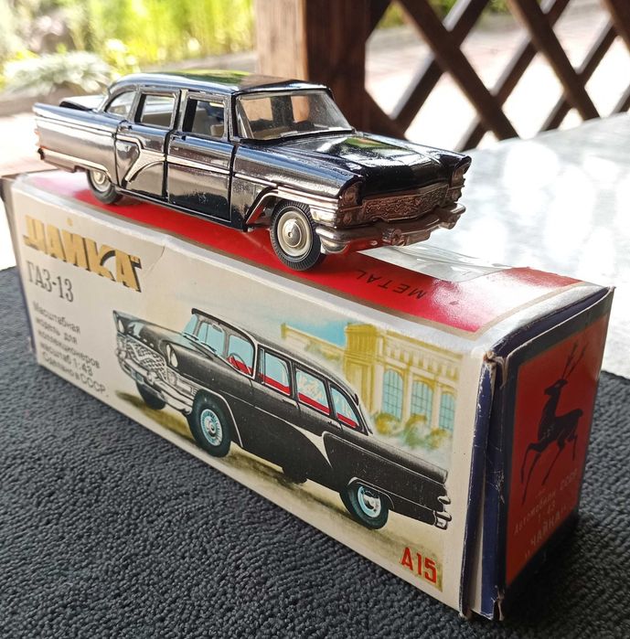 Модель автомобіля ГАЗ-13 