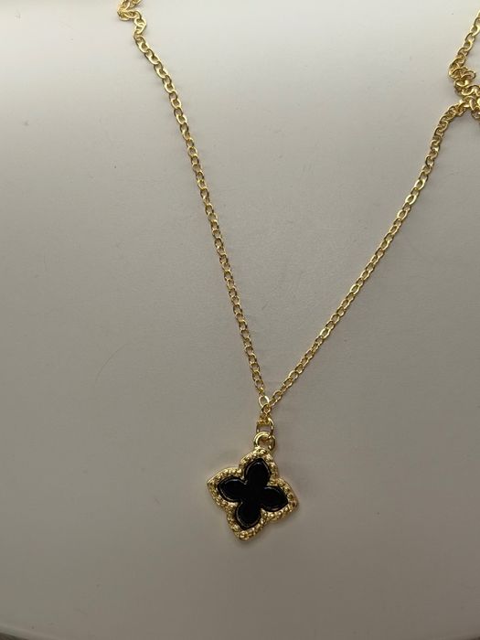Vendo cordão feminino
