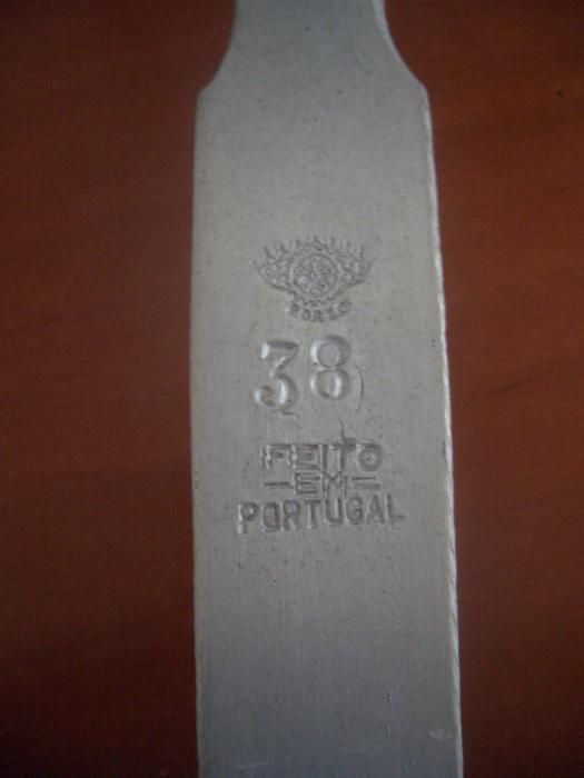 Acessório de cozinha antigo