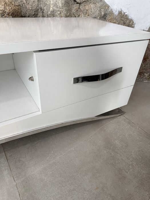 Móvel Apoio TV Branco