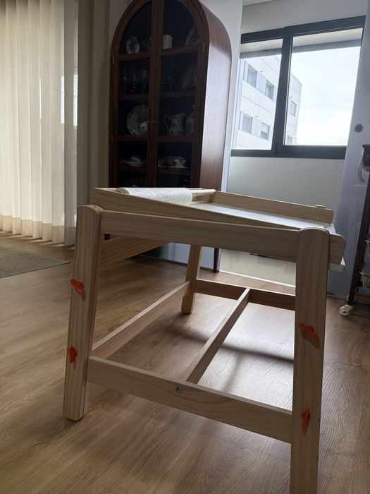 Secretaria IKEA nunca usada