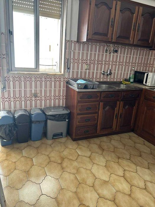 Arrenda-se quarto