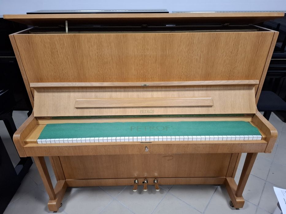 Pianino Petrof  125cm koncertowe stan  bdb