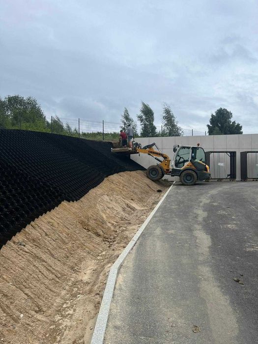 Prace ziemne, usługi minikoparką, ładowarką. Transport kruszyw