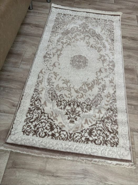 Классический ковер на пол