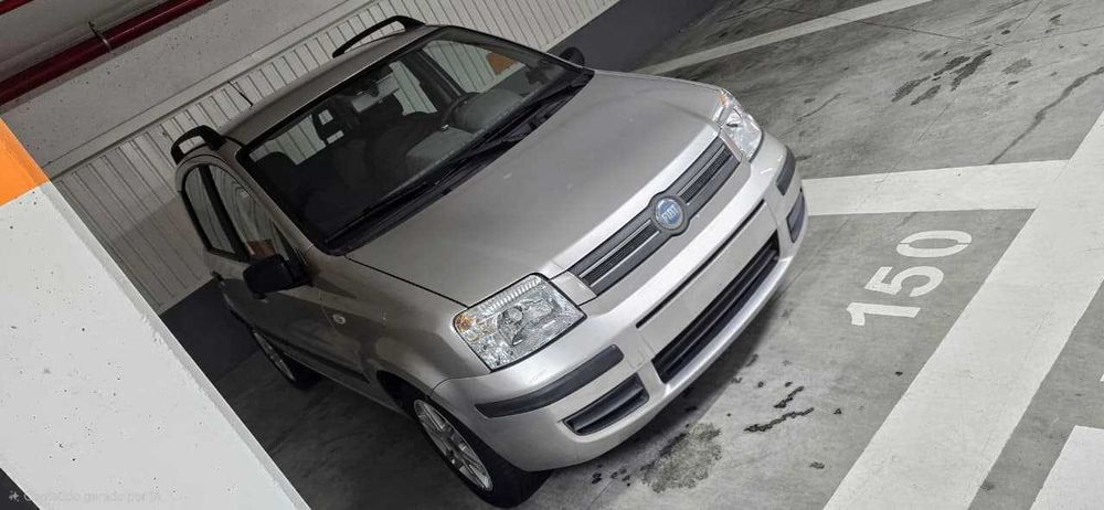 Fiat Panda 2005 em ótimo estado.