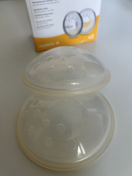 Medela uniwersalne oslonki silikonowe na brodawki