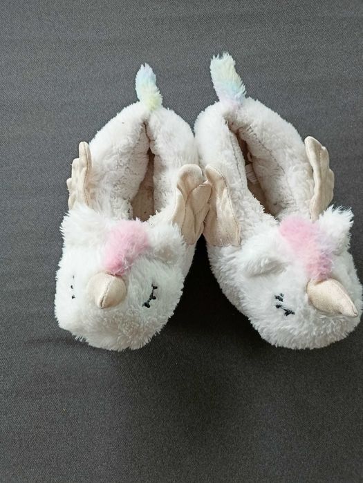 Kapcie pluszowe Jednorożec