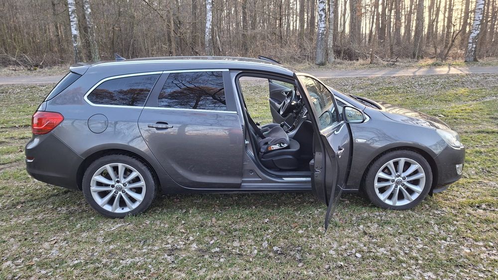 Astra J  2011r. 1.7cdti diesel