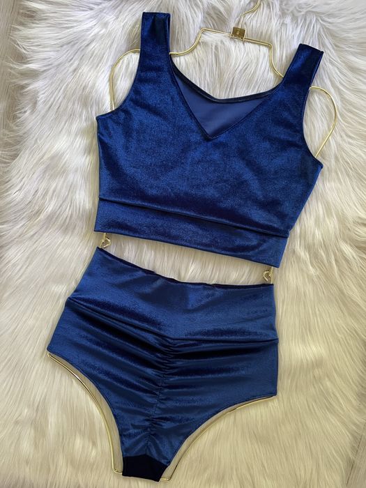 Stroj pole dance chabrowy M