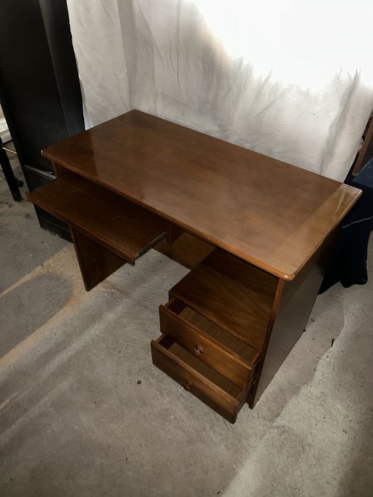 Secretária de madeira