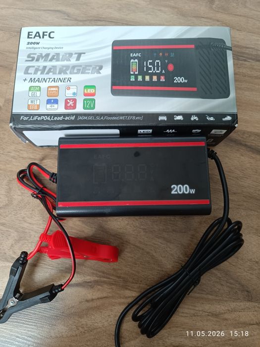 Интеллектуальное зарядное устройство EAFC 12V/24V 15A (200W) для автомобильных аккумуляторов LiFePO4, AGM, GEL