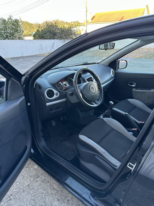 Renault Clio  1.5 dCi  /  2012  / 235.000km