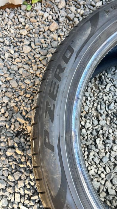Літні різноширокі шини 275/40 R21 & 315/35 21 Pirelli PZero