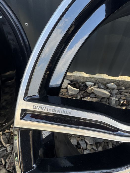 Продам оригінальні різноширокі R20 титани BMW 730 стиль individual