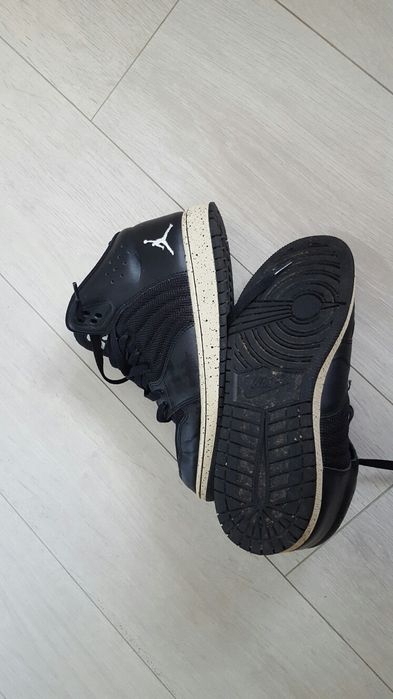 Buty Nike Jordan1 flight 4