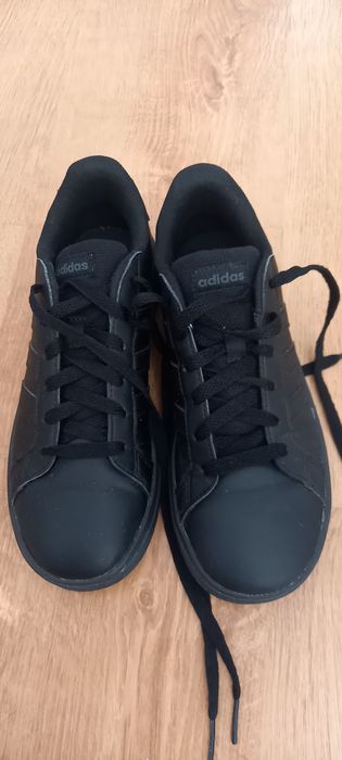 Buty adidas czarne rozmiar 36.