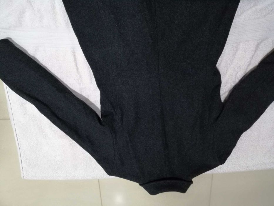 Casaco cinzento, Corte Play, tamanho S