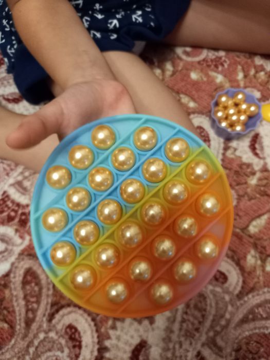 бусы серебристые и золотистые для pop it