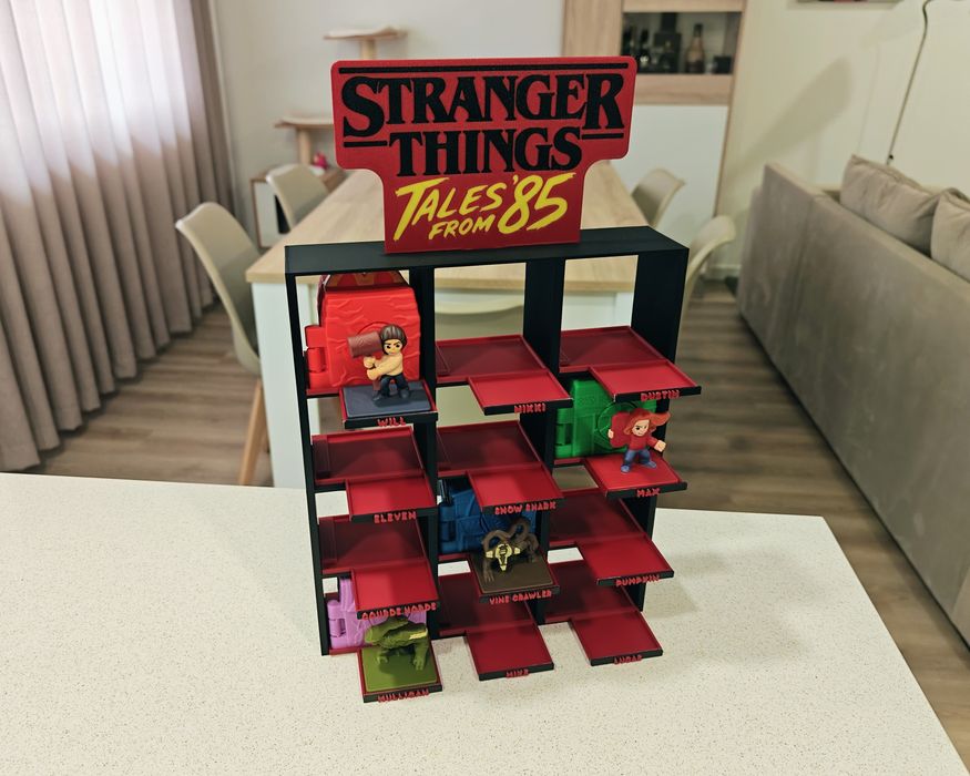 Expositor Stranger Things Tales from 85 McDonalds