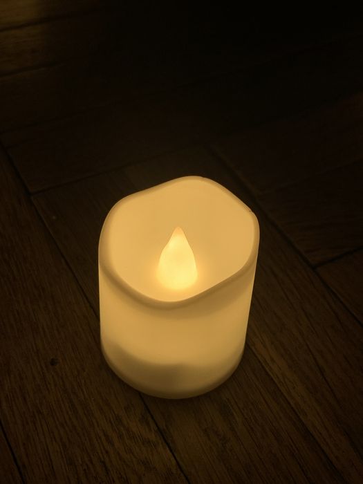 23 лед свічки на батарейках