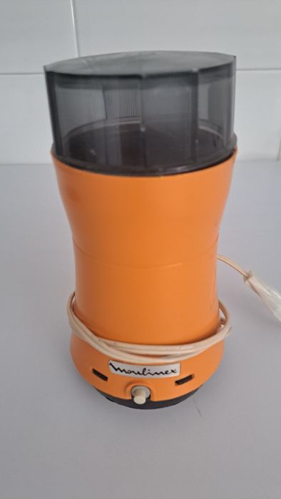 Fondues e moninho de café