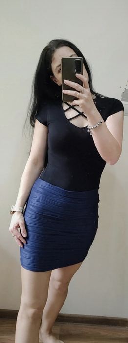 Krótka spódnica granatowa prążki rozmiar M / 38 / 10 gumka w pasie