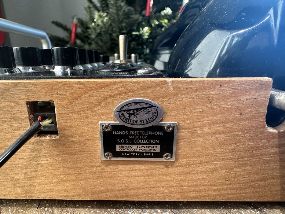 Вінтажний телефон Spirit of st.Louis