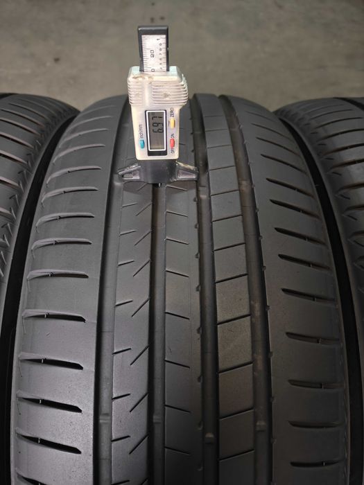 Шини літо r19 235 45 Bridgestone Alenza 24рік Японія