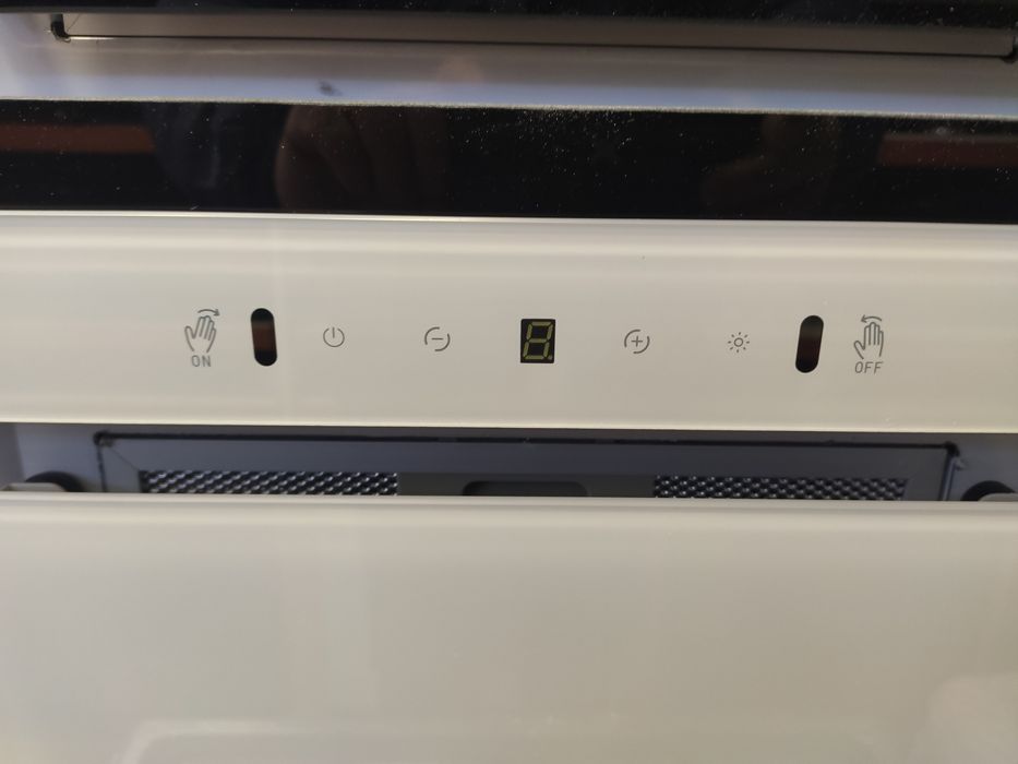 Вытяжка кухонная GRUNHELM GVN 430TB/WH