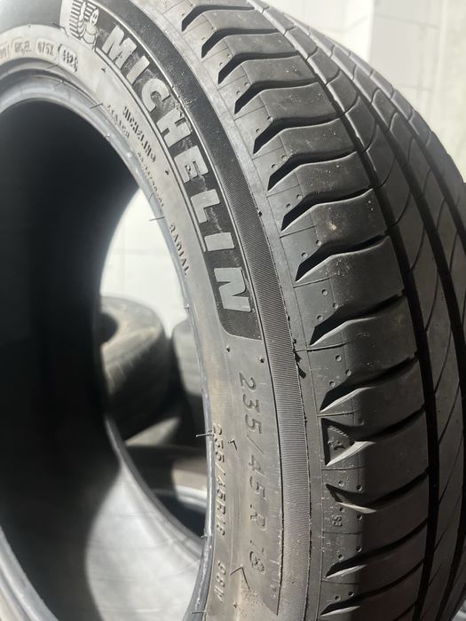 235/45R18 Michelin Primacy 4
