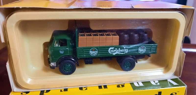 miniatura Vanguards Commer dropside VAI6000 Calsberg da Lledo
