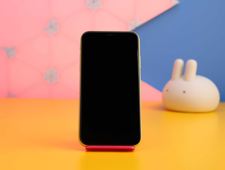 Смартфон Apple iPhone 11 128GB Yellow (155903) Б/У З ГАРАНТІЄЮ