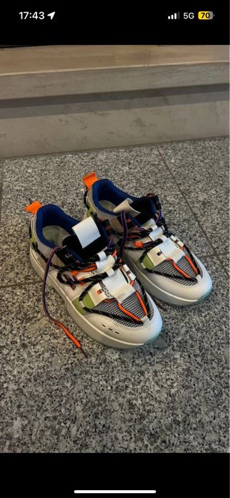 Sapatilhas em bom estado