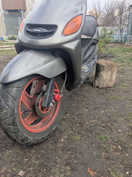 Скутер Yamaha Axis