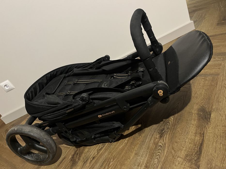KinderKraft TRIG 3 spacerówka do 22kg