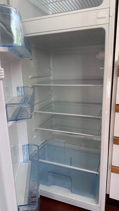 Frigorífico Beko usado - bom estado