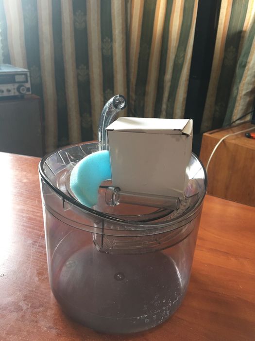 Автоматическая поилка для кота.